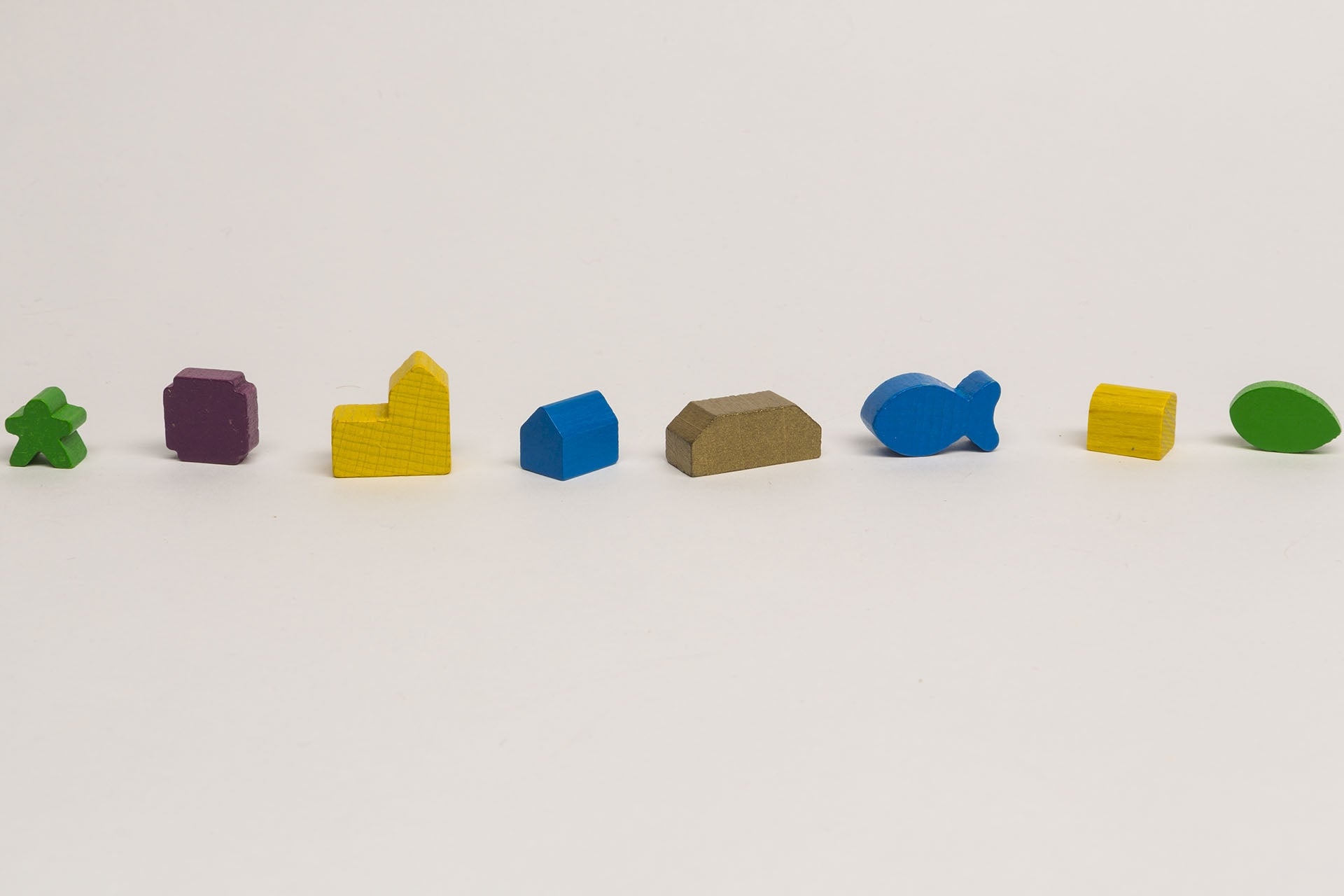 Set game pieces for Yokohama