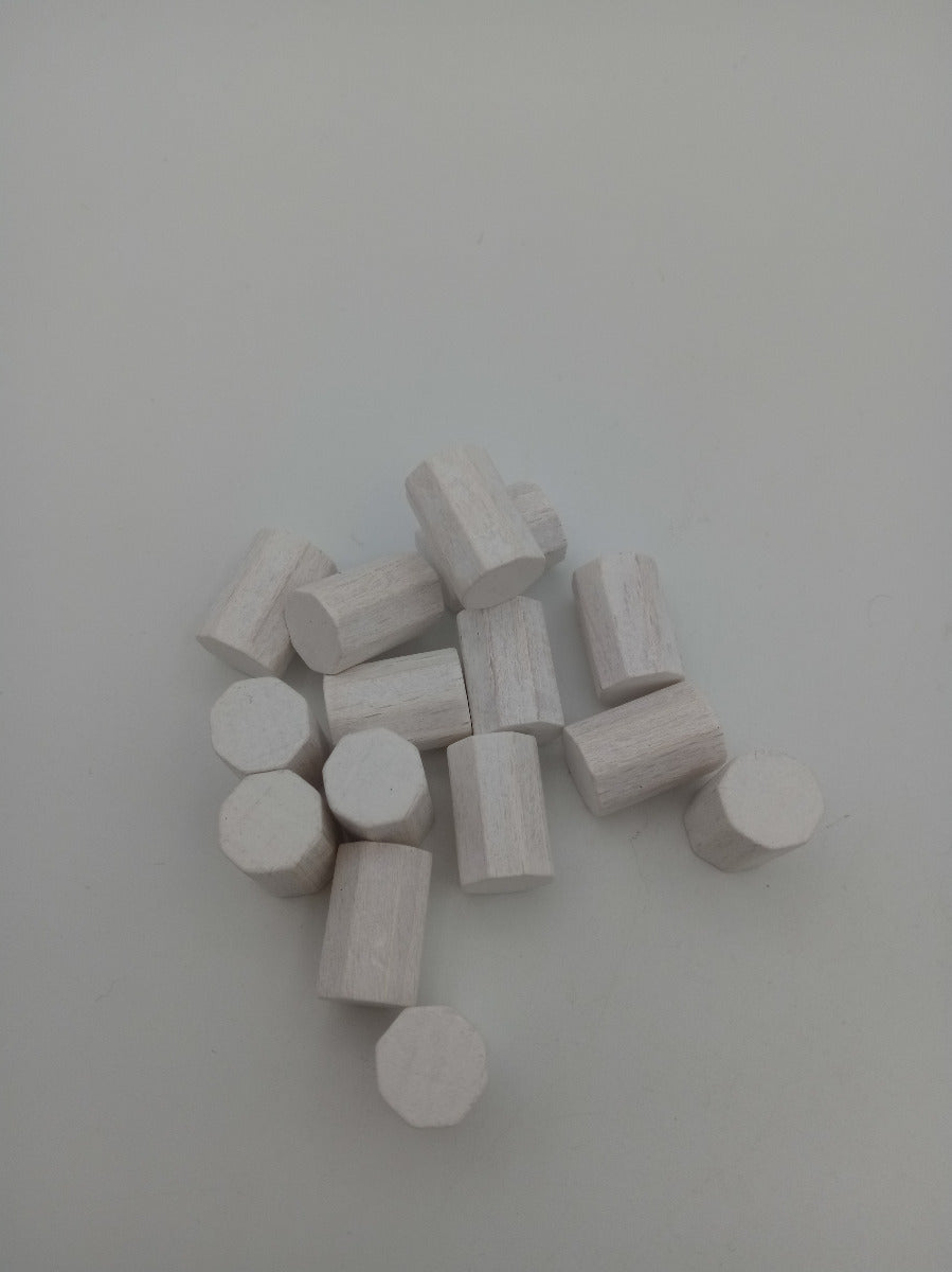 Oktogon weiss 15x10mm ca. 1400 Stück- Auktion, Startpreis 140 EUR