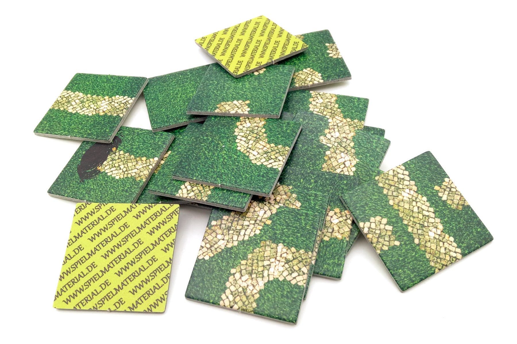 Individual cardboard tokens below 2,000 pcs