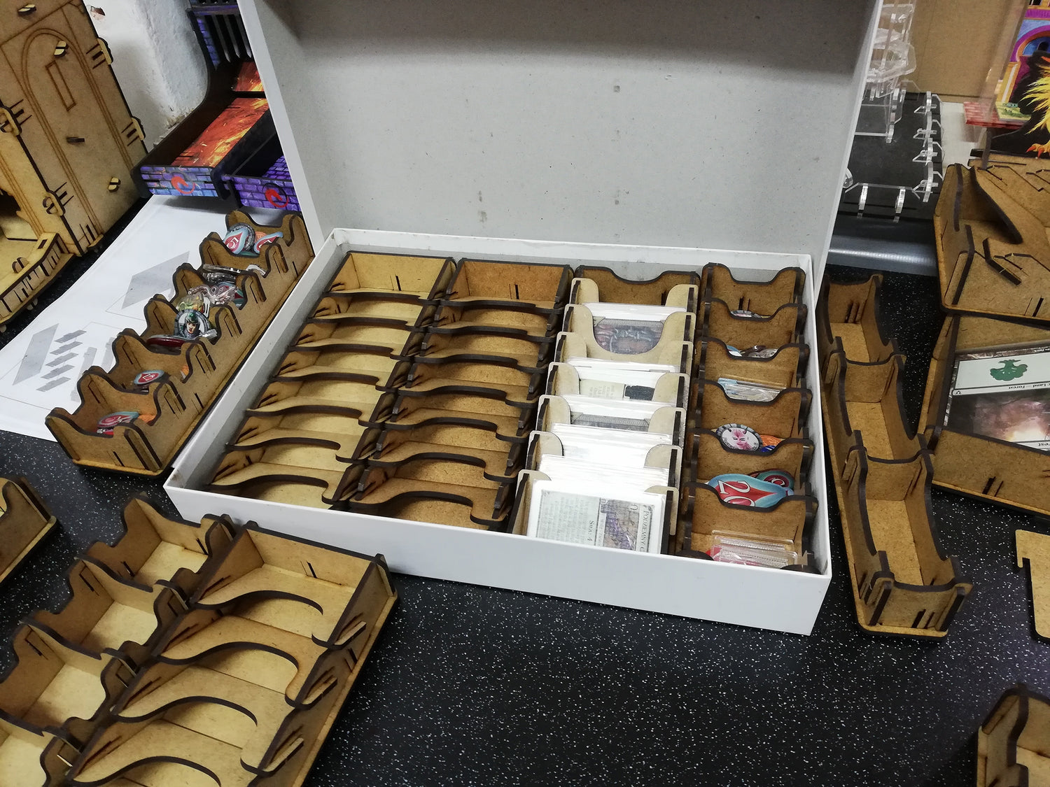 Einsätze für Spielschachteln - Holz - Modul Spielkarten