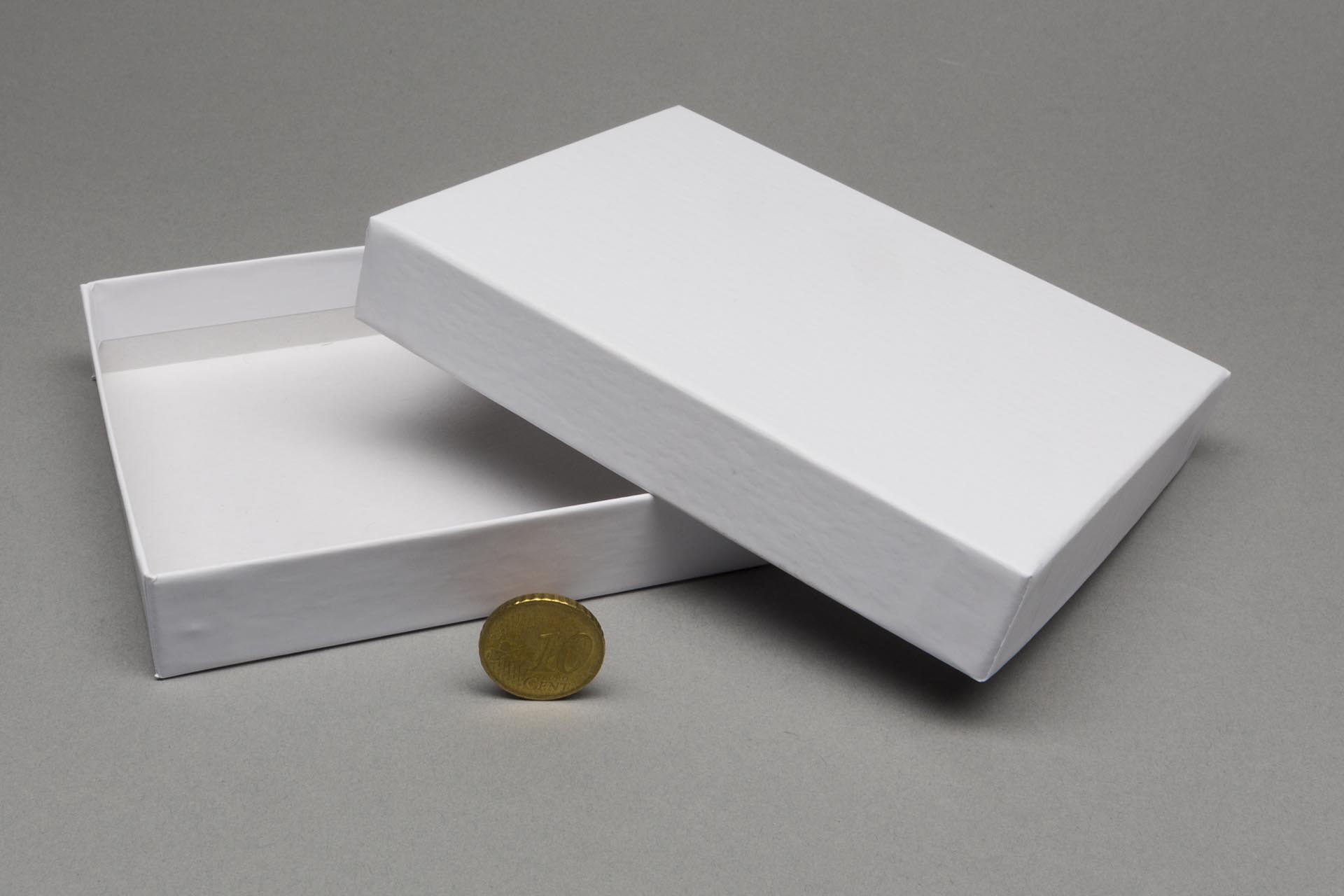 Game box 128x 100 x 20 mm