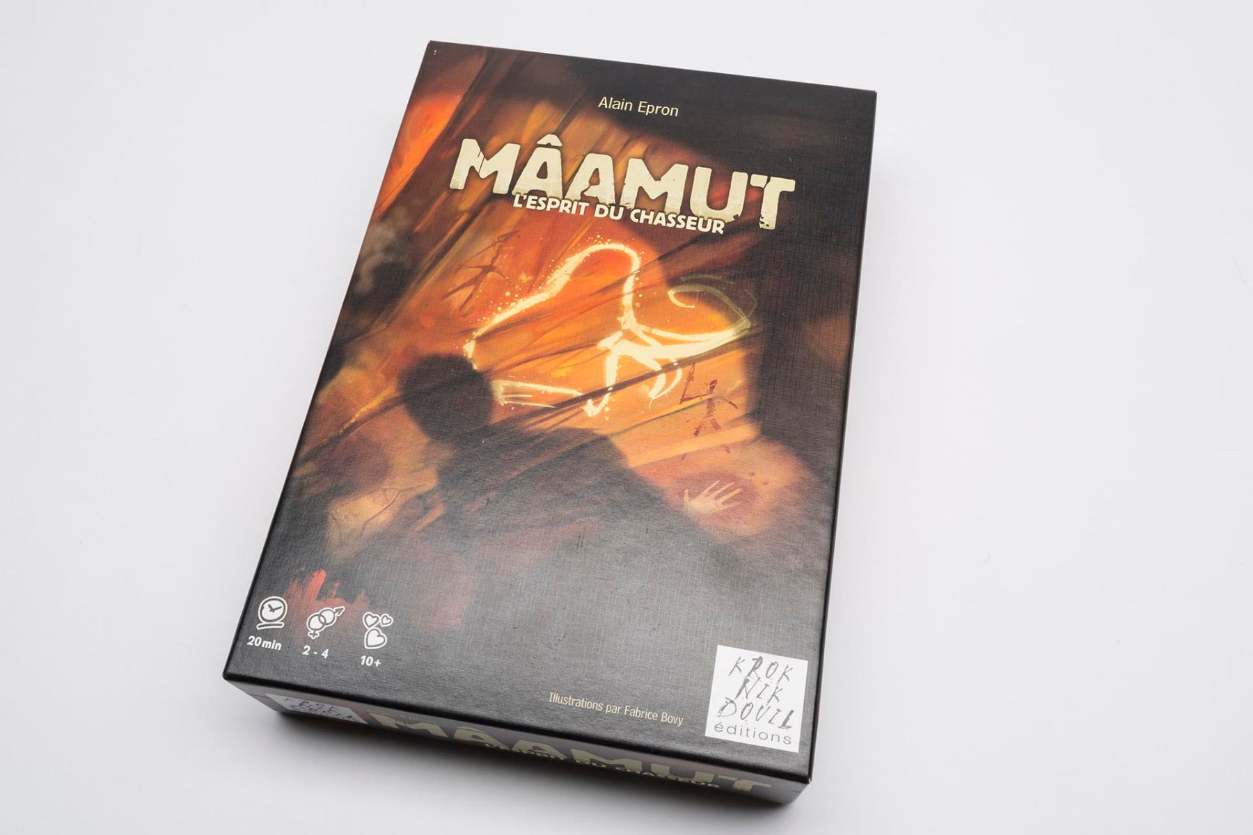 Game box with individual print from 50 pieces