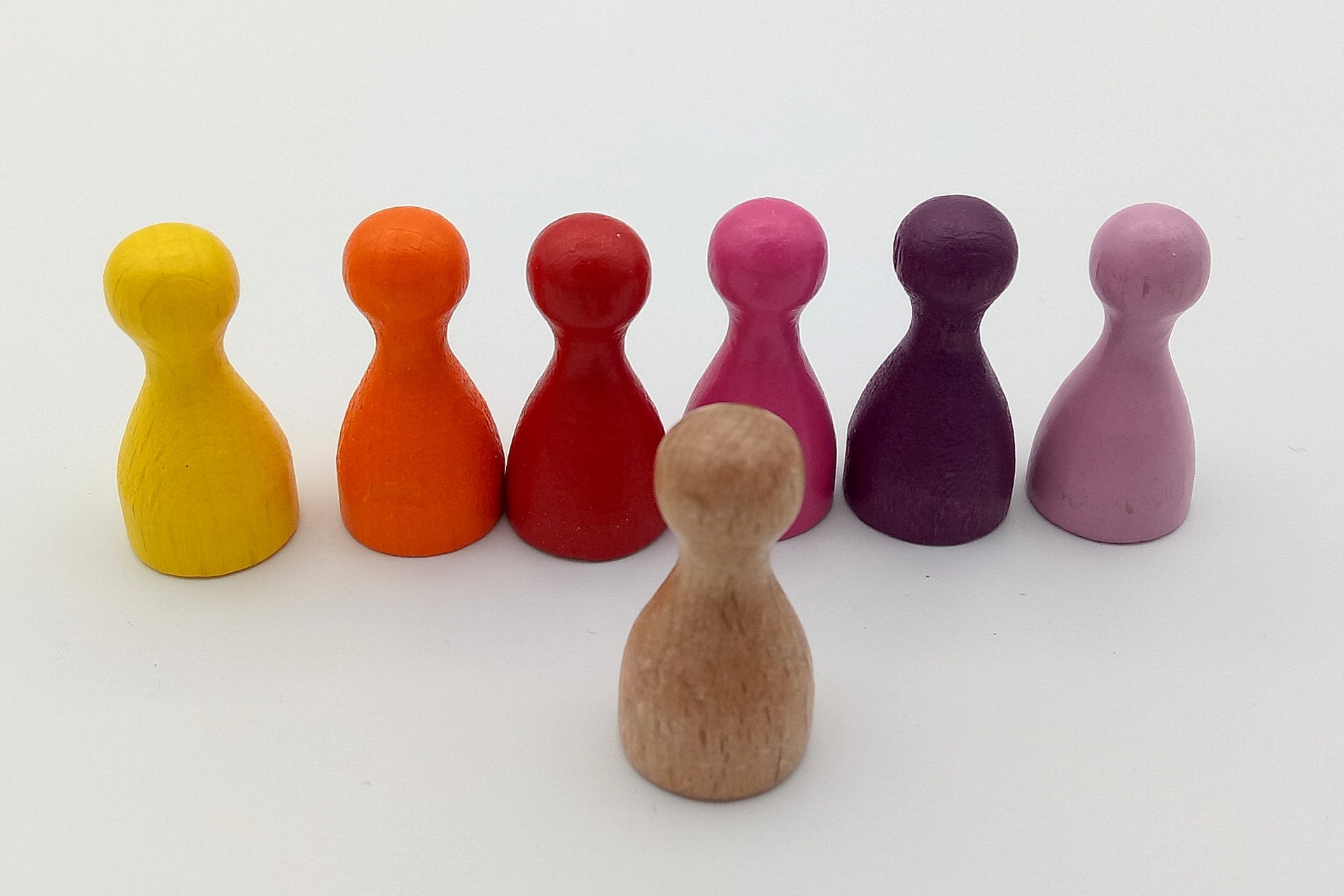 Medium Pawns - white