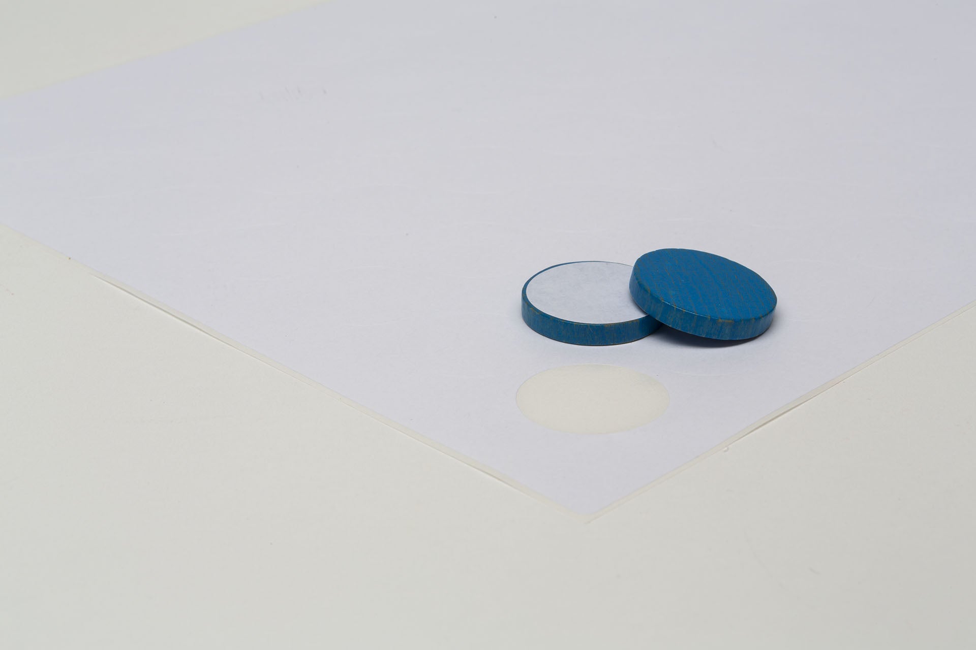 Labels for discs with 25 mm diameter