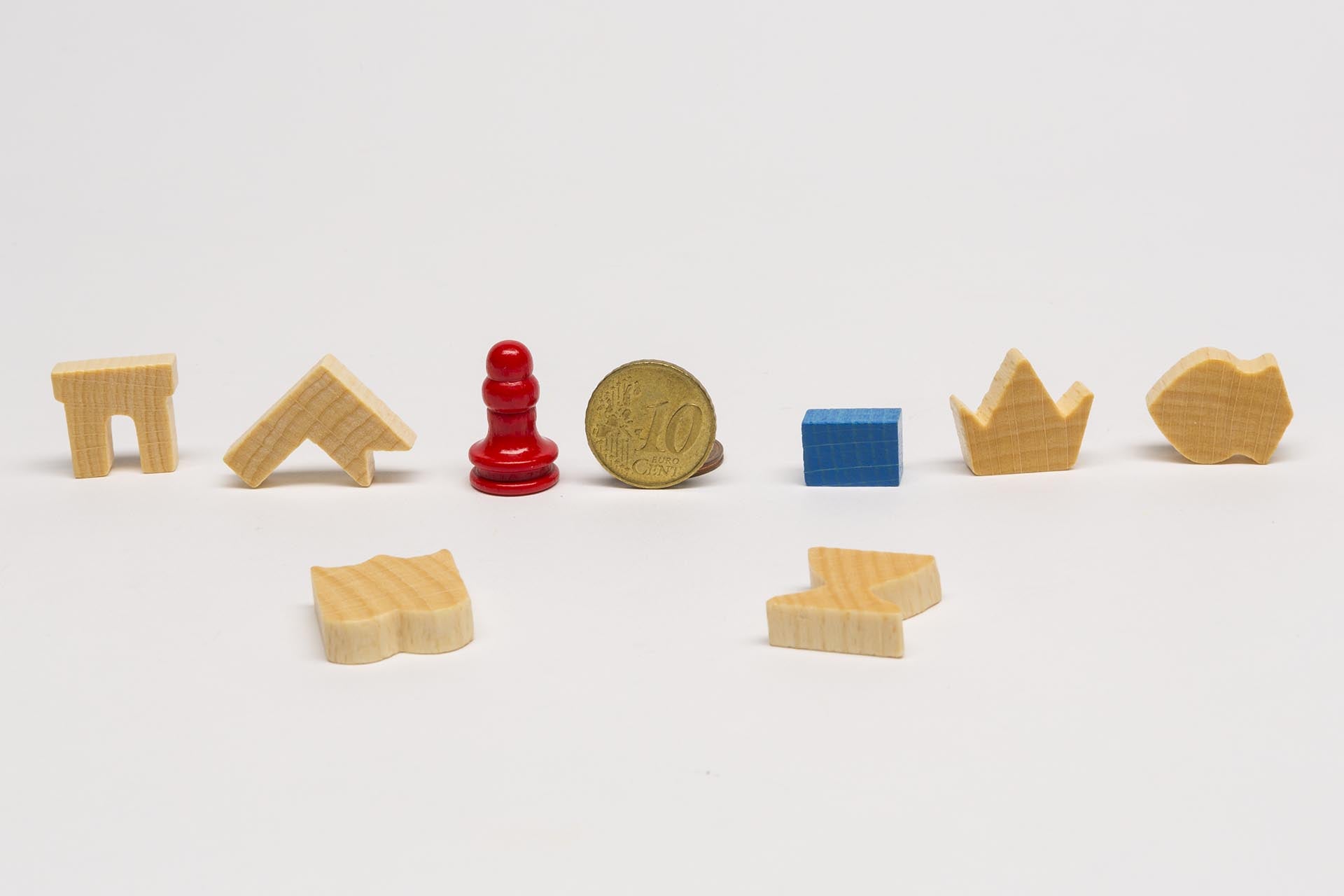 Set game pieces from the game Carrara