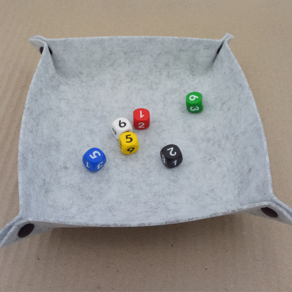 Dicetray felt