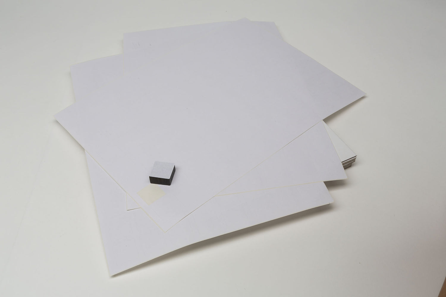 Aufkleber 19x19 mm mit Überrand