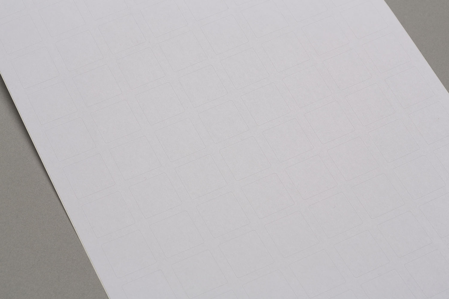 Aufkleber 19x19 mm mit Überrand