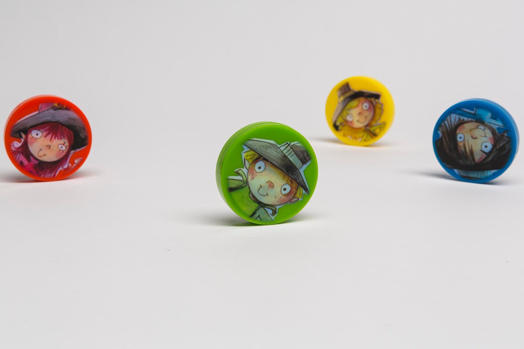 Set Scheiben Kindergesichter, Zauberer
