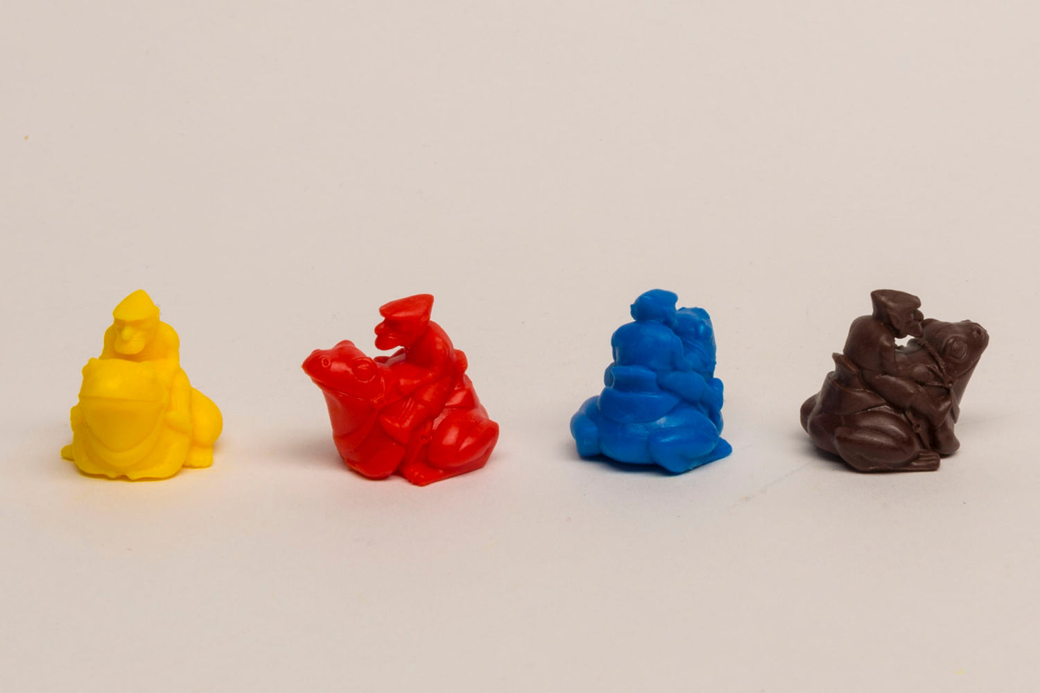 Paddock riding gnomes - red