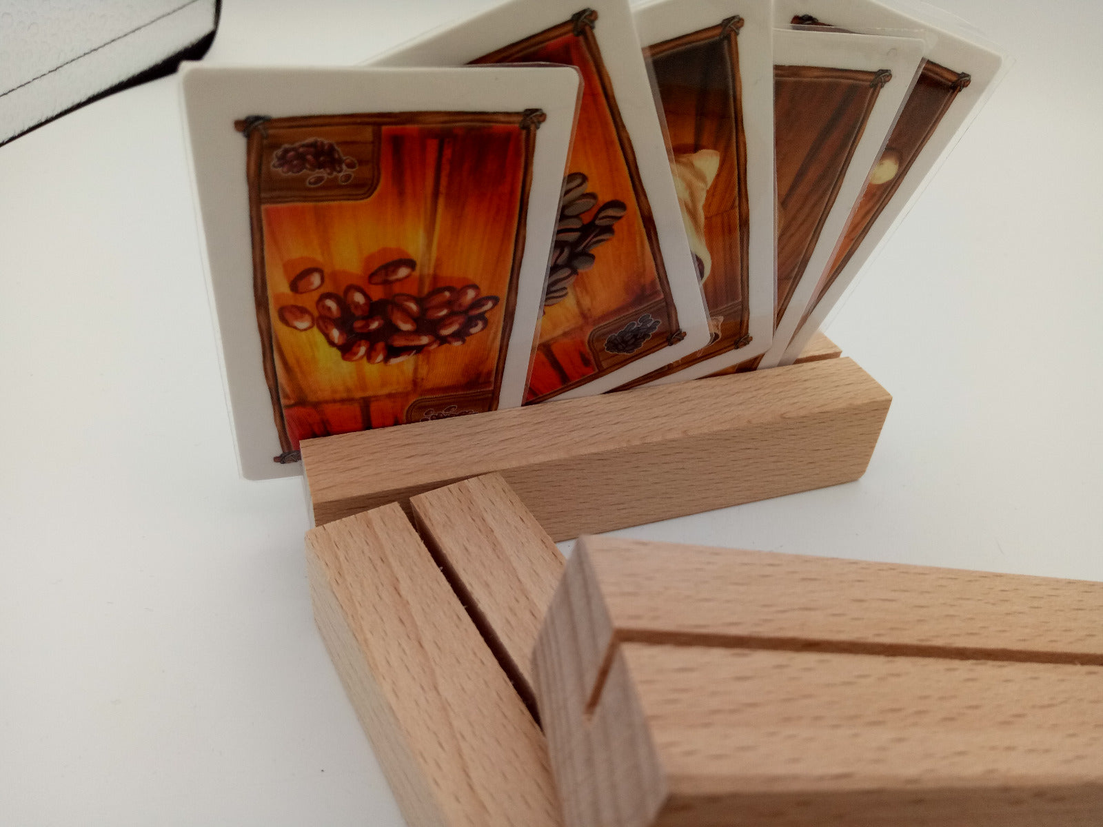 Bench for playing cards