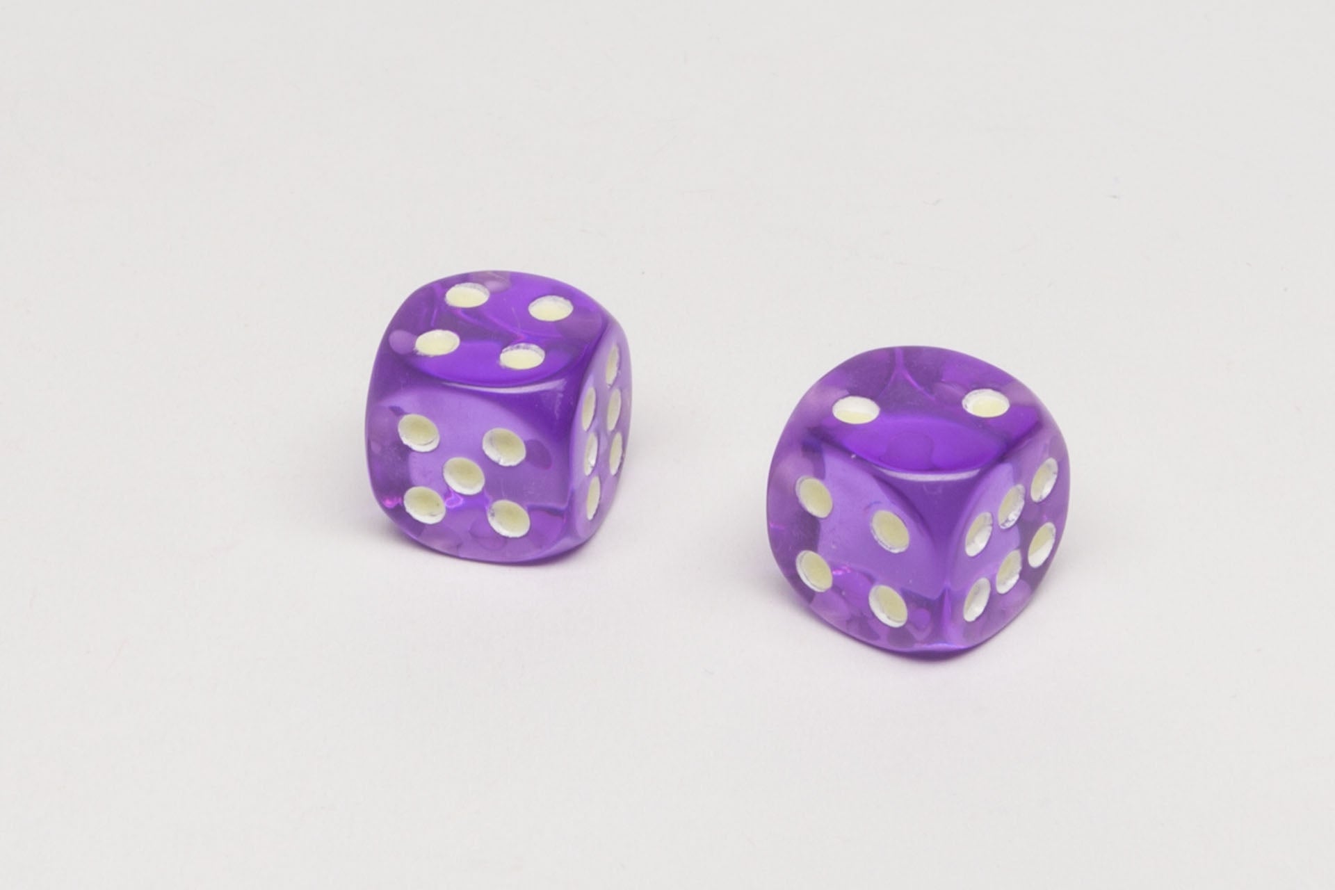 Glowing dice YELLOW