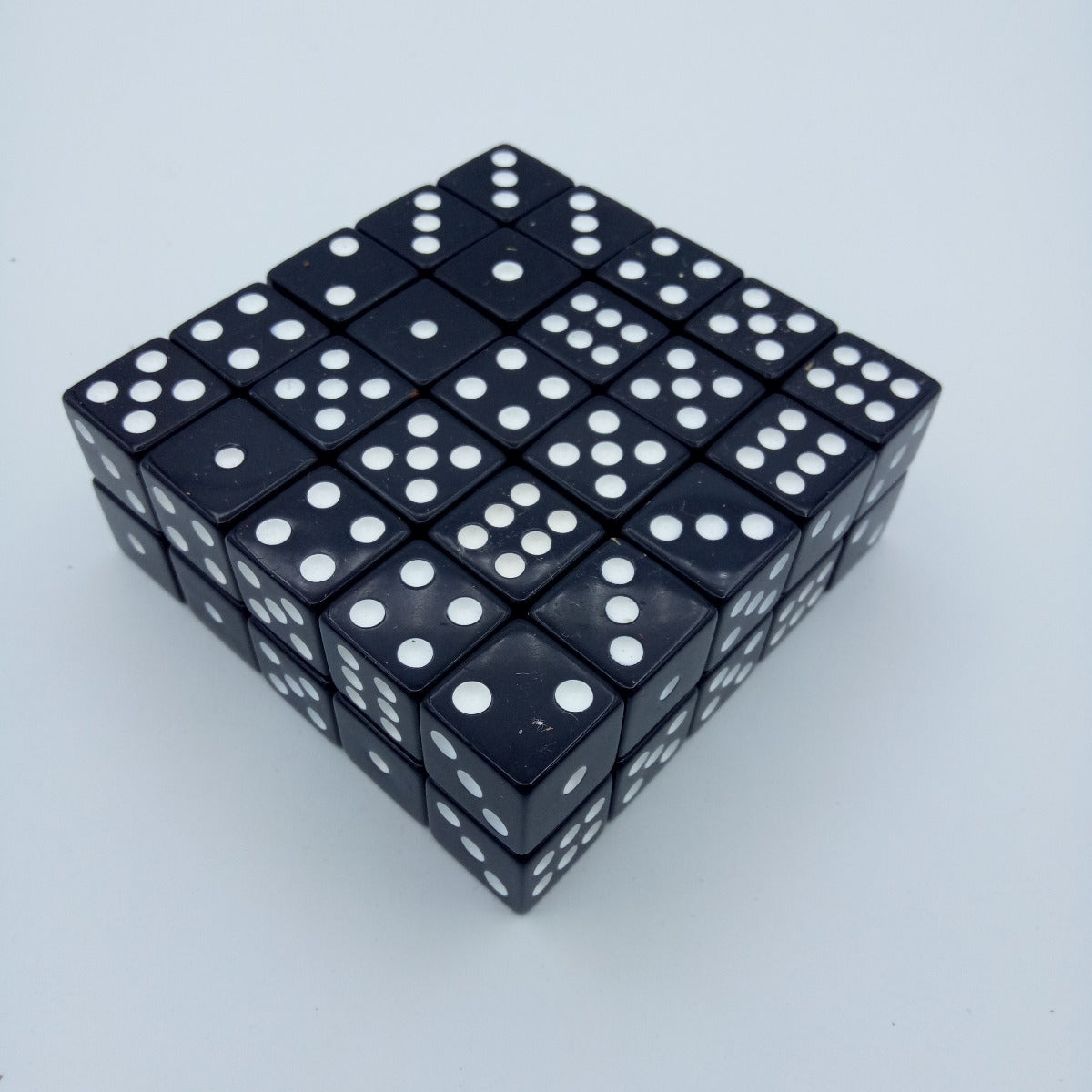 Kunststoffwürfel 15mm (Punkte/eckig)