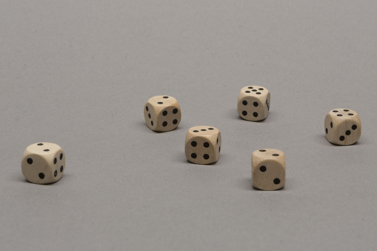 Miniature dice 10 mm 2/2/3/4/4/5