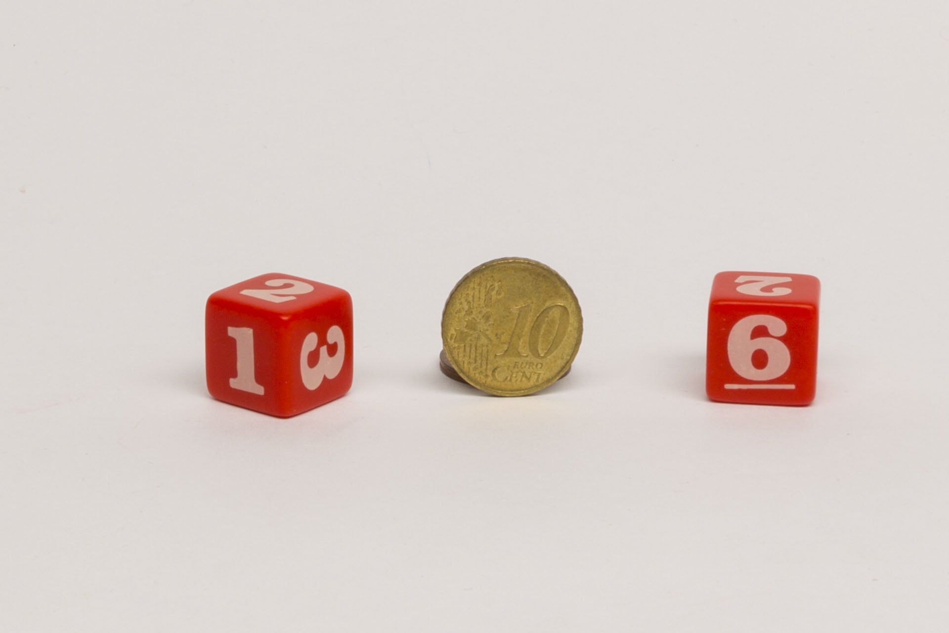 100 Number dice red