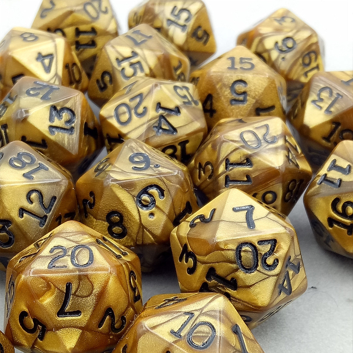 Dice gold-silver-bronze