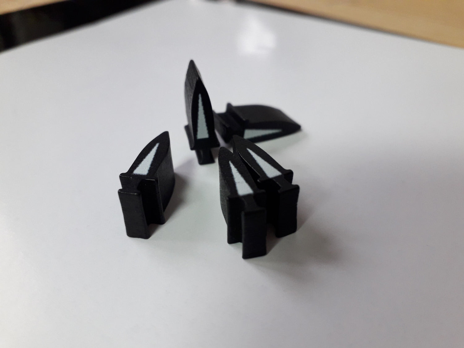 Pfeil, Schwert Token