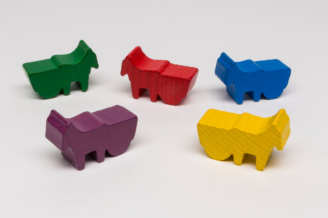 Carriage ca 150 pieces red - Auction, starting price 38 EUR