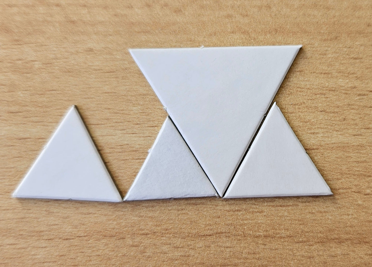 Set of triangles approx. 580 pieces - Auction, starting price 25 EUR