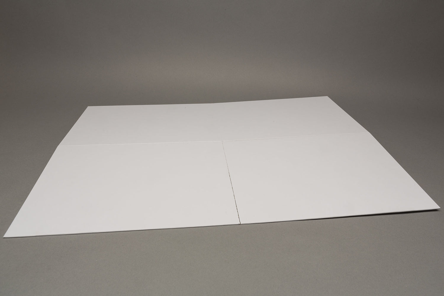 Game Board DinA4 twice foldable, 4 parts - 554 x 380 mm (277 x 190 mm)