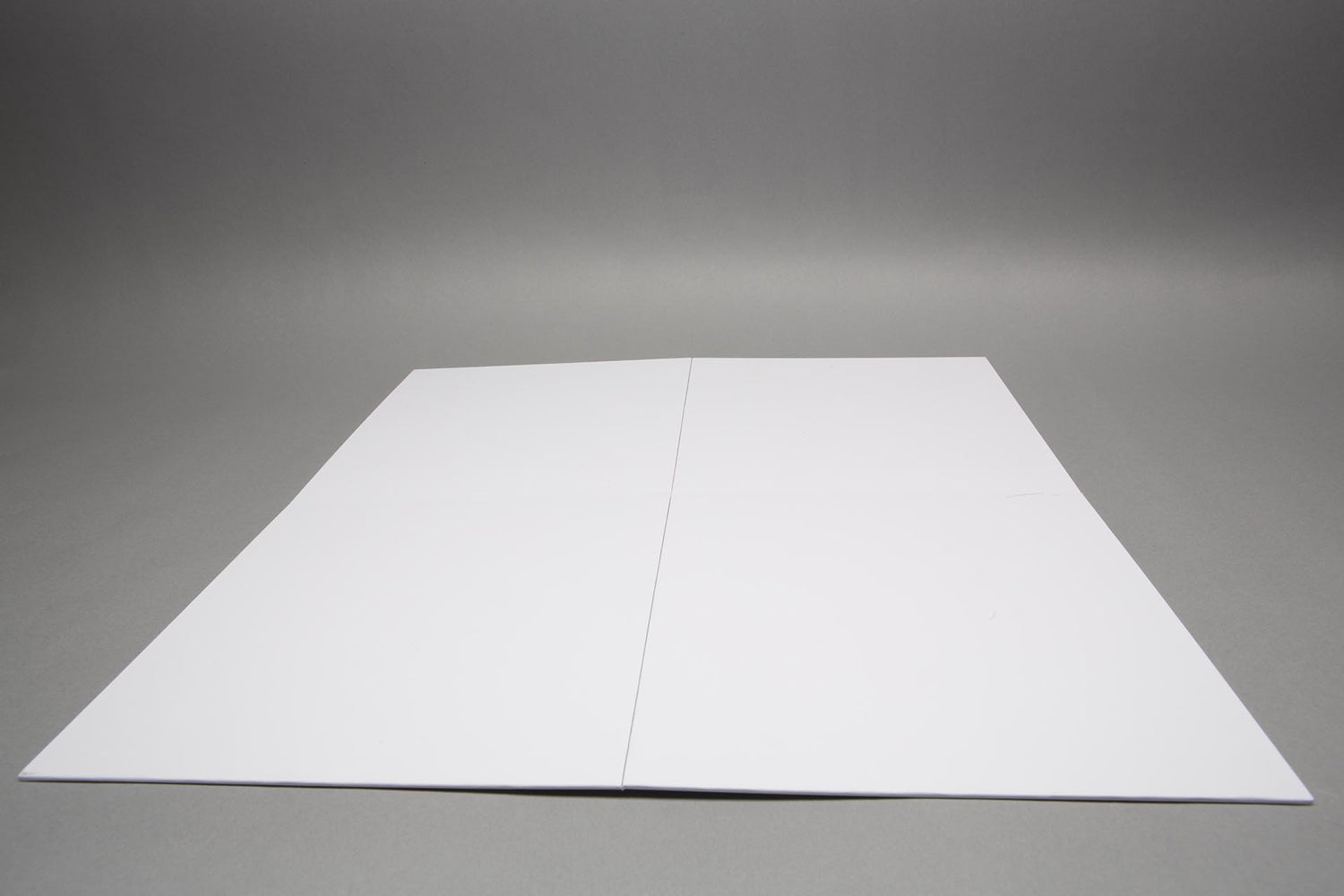 Game Board DinA4 square, 4 parts - 385x385 mm (192,50 x 192,50 mm)