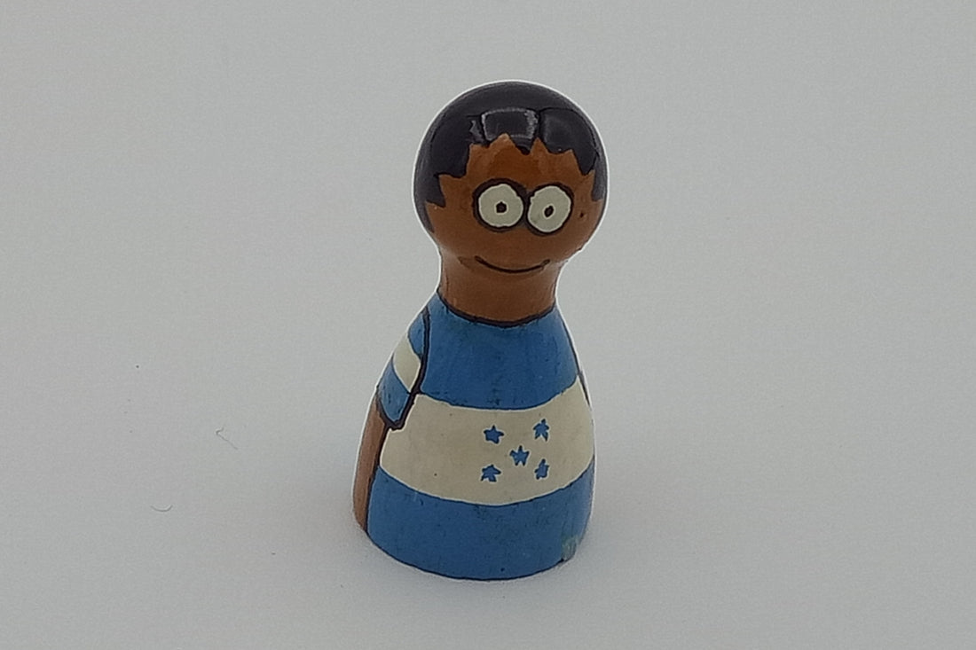 Handpainted pawns - Honduras