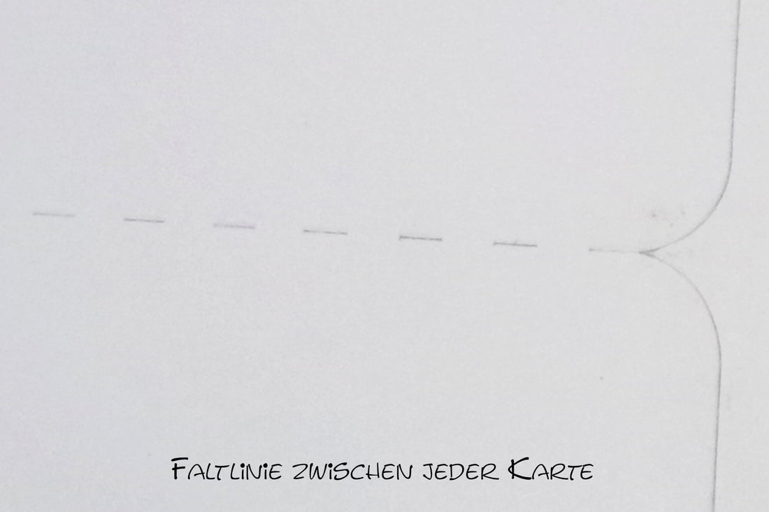 kleine Karten auf Trägerpapier zum Falten