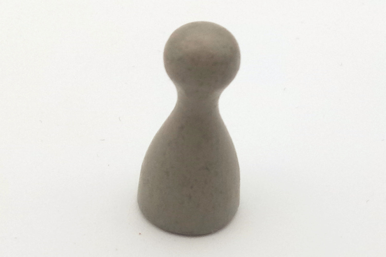 Medium Pawns - white