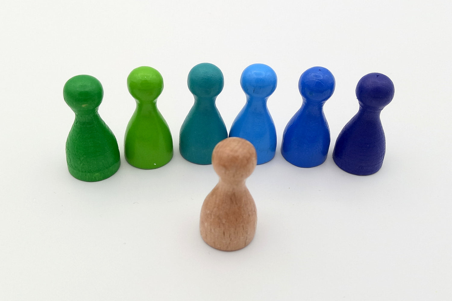 Medium Pawns - white