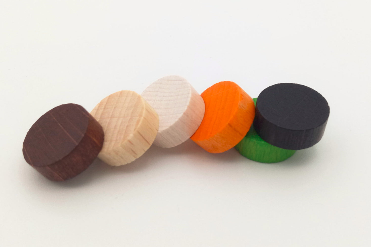 Wooden discs 15 x 6 mm - white