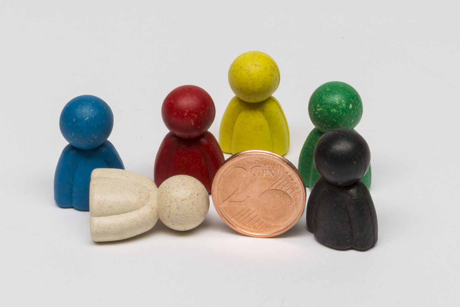 Figures consisting of WPC material green