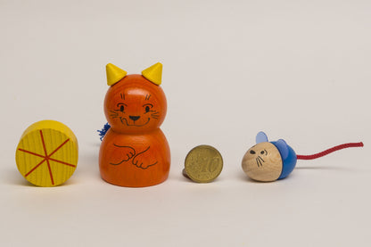 Set mice and cat