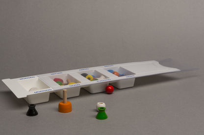 Present box - 3 part pawn