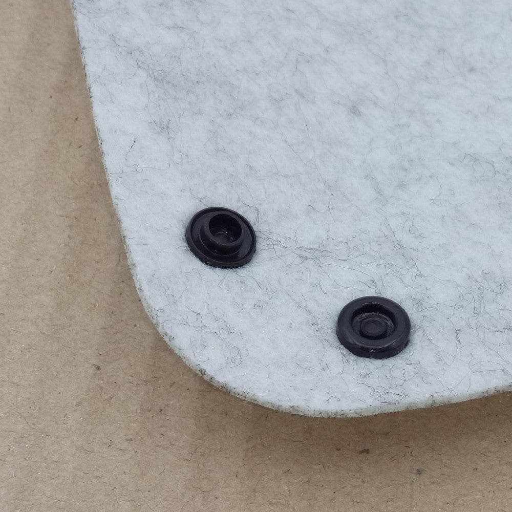 Dicetray felt