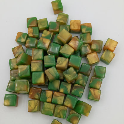Transparent plastic dice 10 mm - with effects