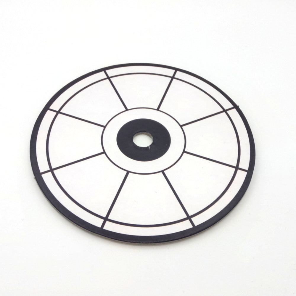 Disc with compartments for spinning arrows