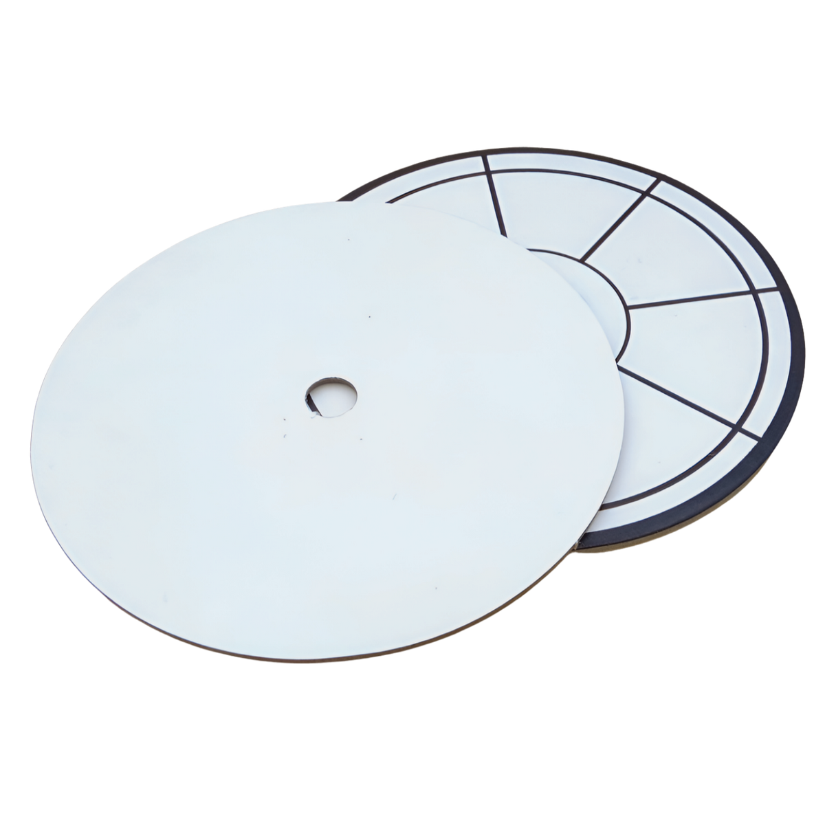 Disc with compartments for spinners
