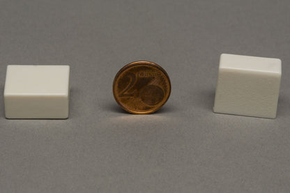 Customize your game pieces ! - Square