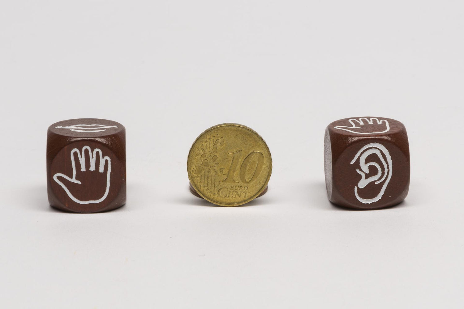 Dice of senses