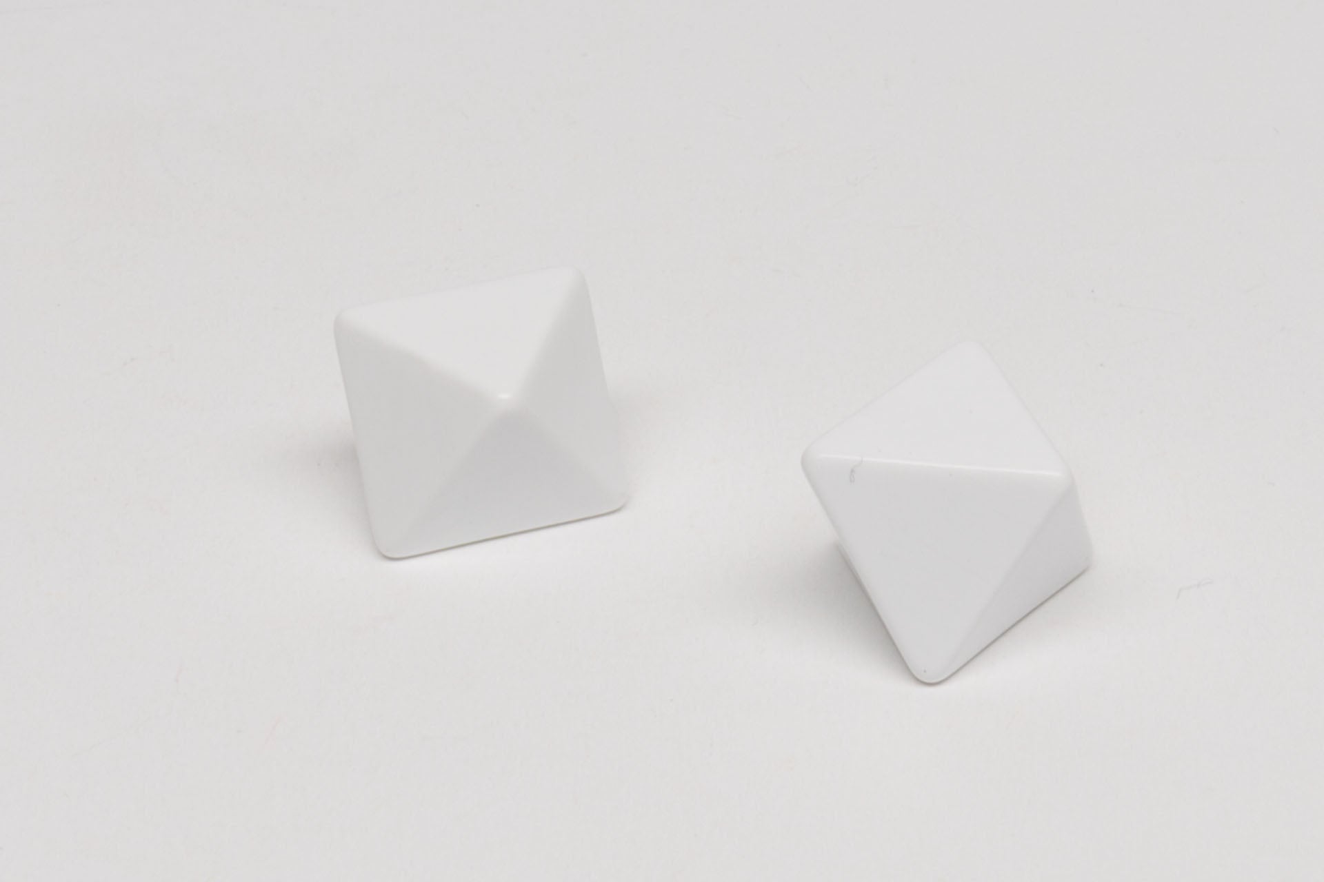 8-sided blank dice