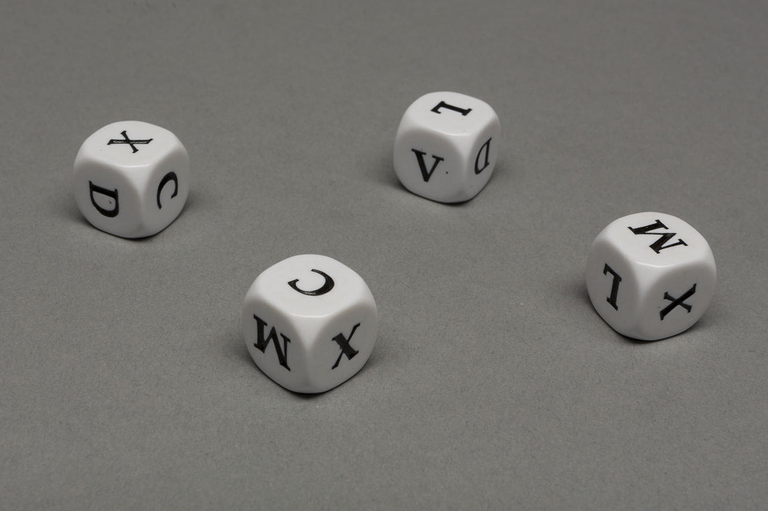 Dice with Roman numbers V - M