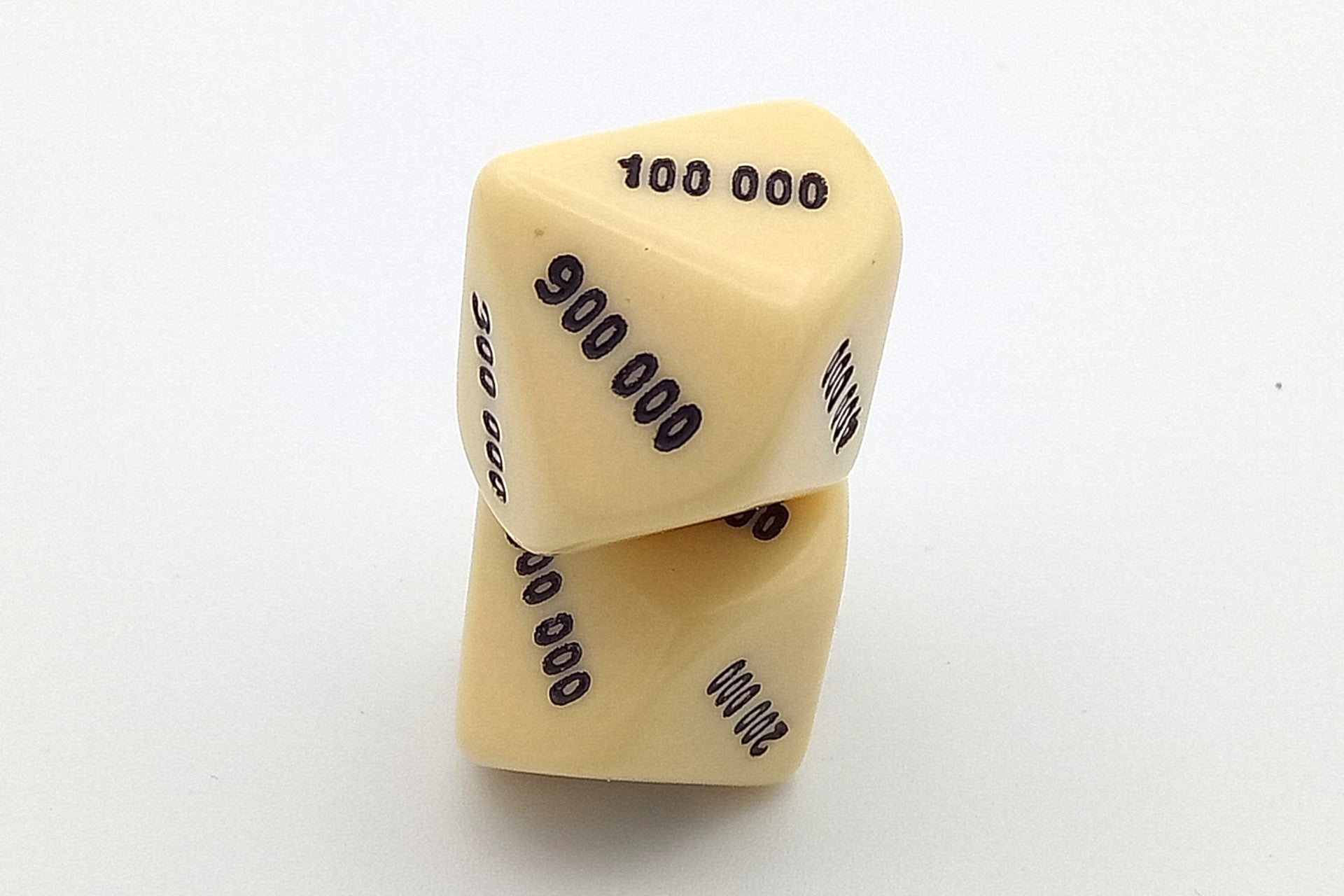 Plastic dice 100,000