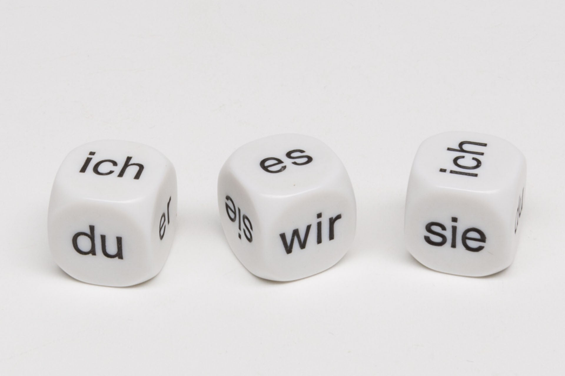 Pronoun dice