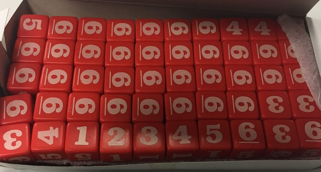 100 Number dice red