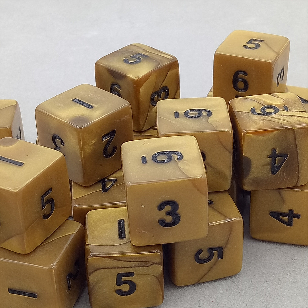 Dice gold-silver-bronze