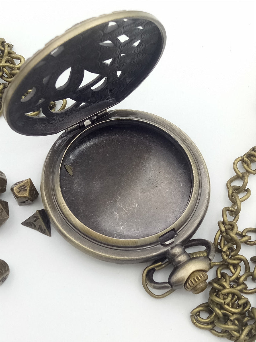 Metallwürfelset in Metalldose