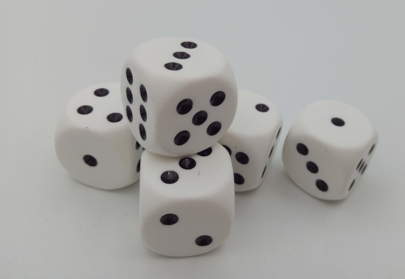 Standardwürfel weiß