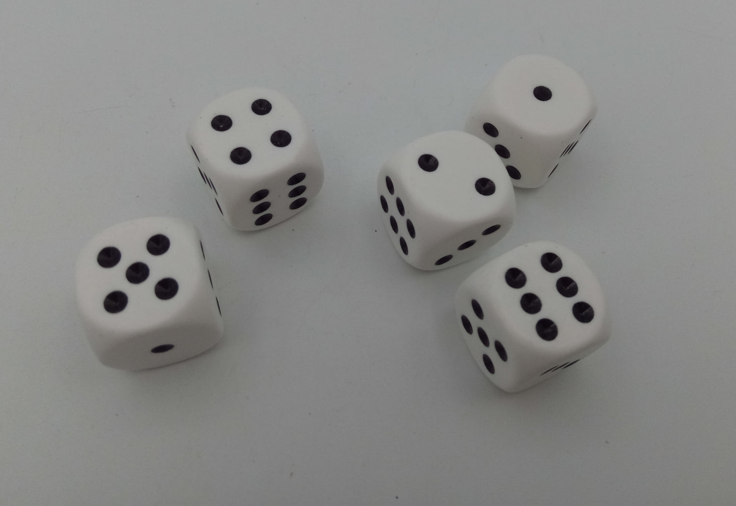 Standardwürfel weiß