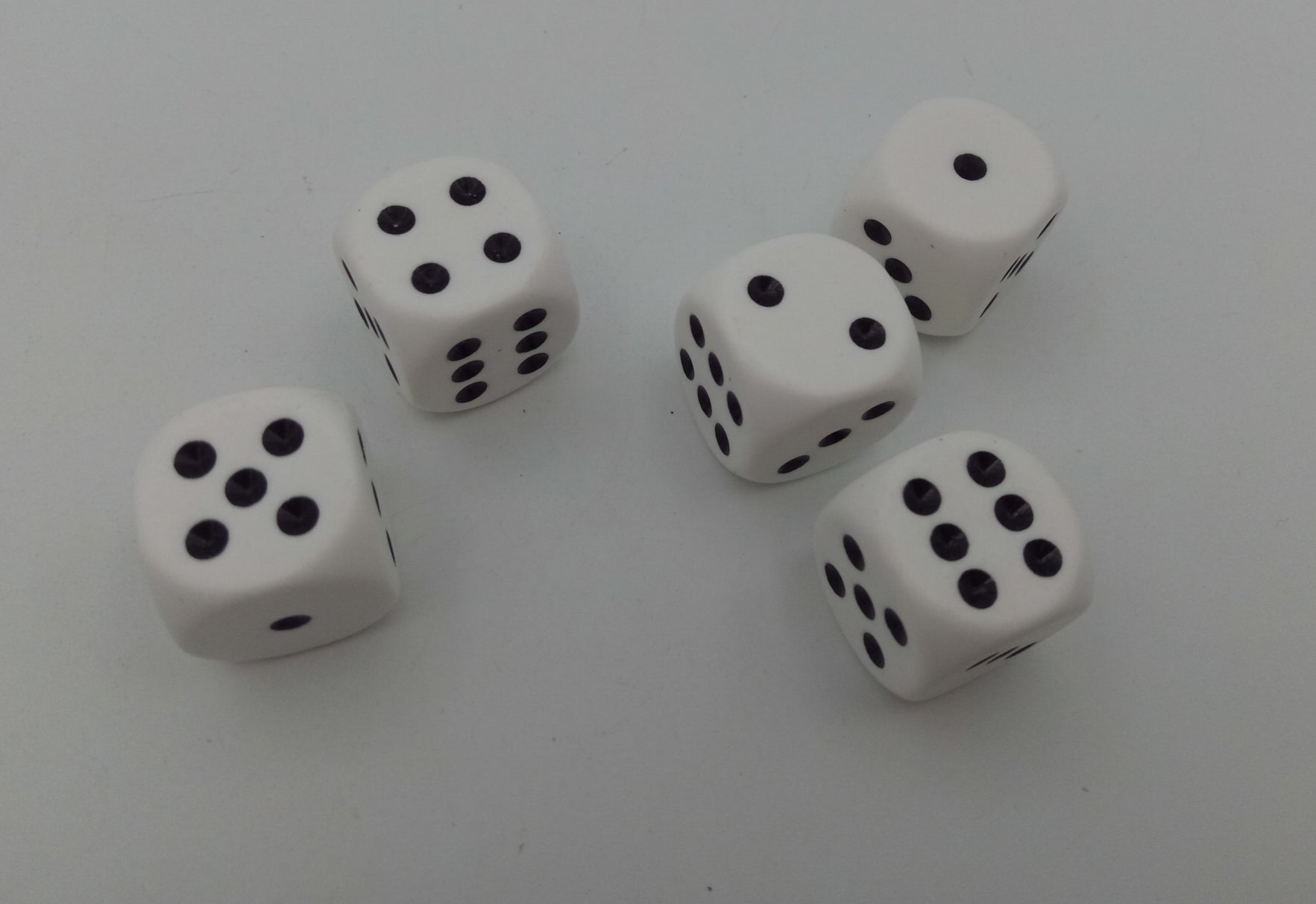 Standardwürfel weiß