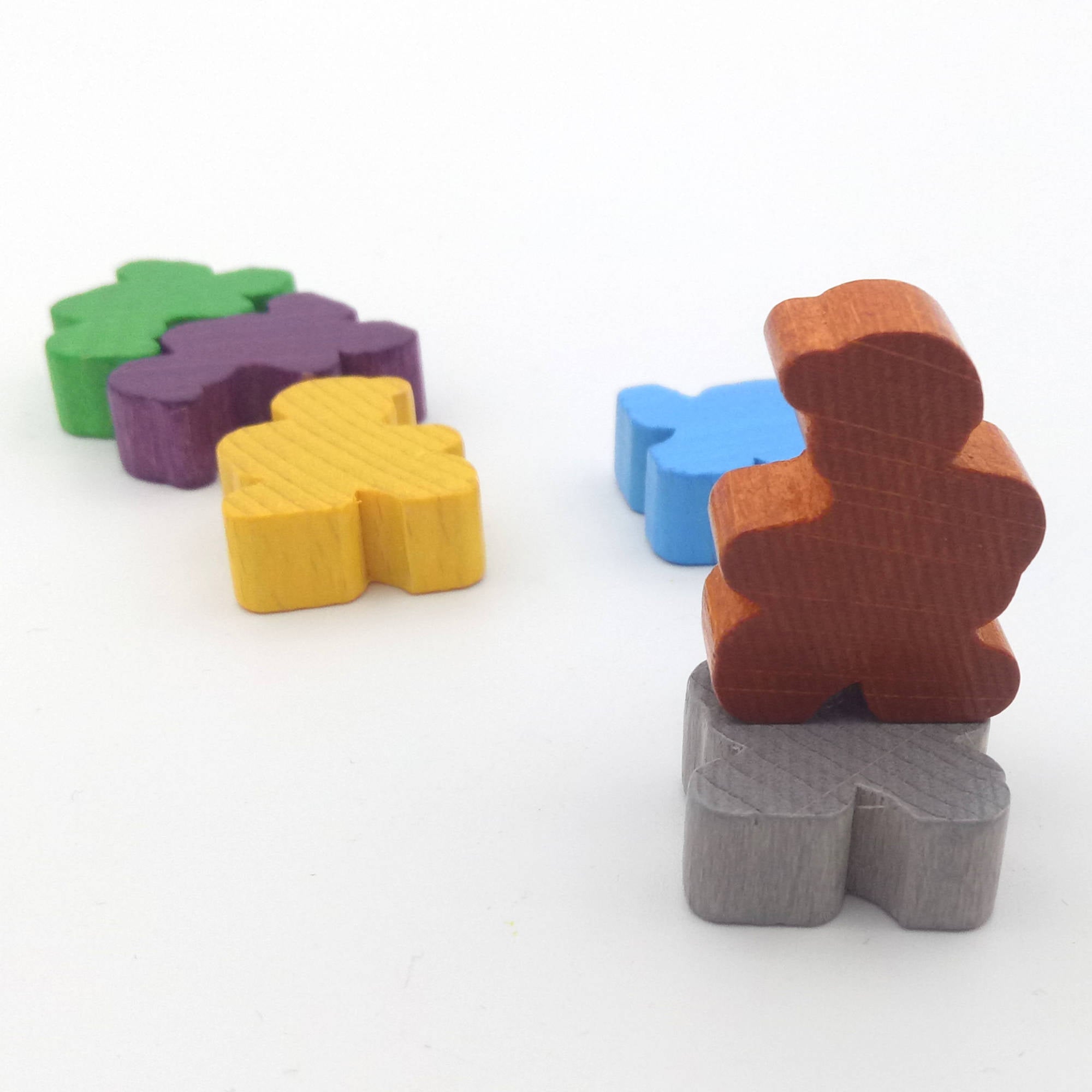 Thieves, workers, backpackers